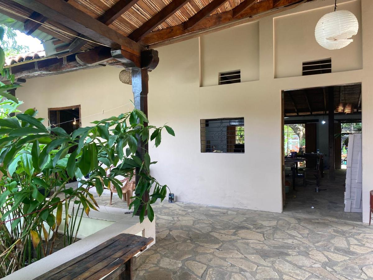 Hostal Casa Abierta León Buitenkant foto